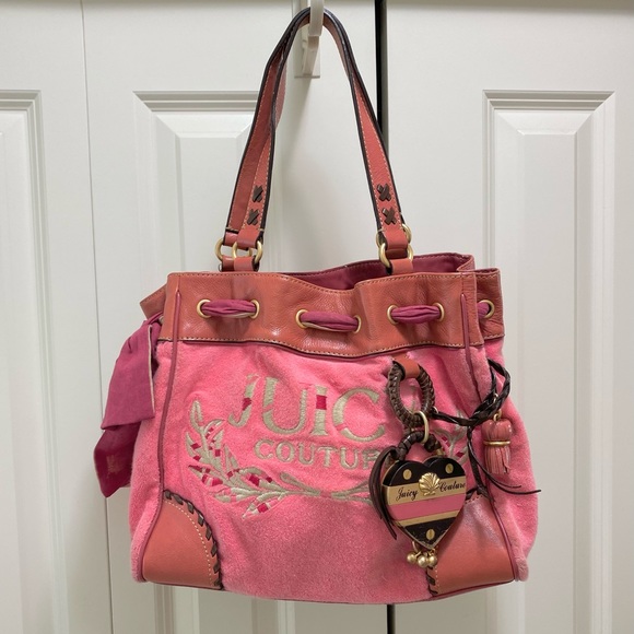 Juicy Couture Handbags - Juicy Couture Pink Shoulder Hand Bag